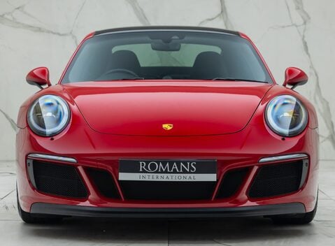Porsche 911 Carrera 4 GTS (991.2) 7