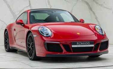 Porsche 911 Carrera 4 GTS (991.2) 9