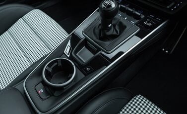 Porsche 911 SPORT CLASSIC (992) 26