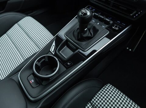 Porsche 911 SPORT CLASSIC (992) 26