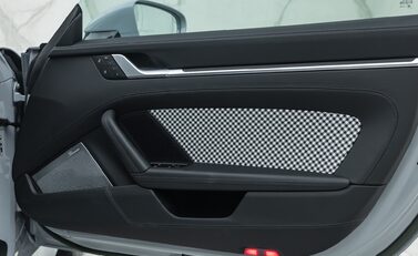 Porsche 911 SPORT CLASSIC (992) 28