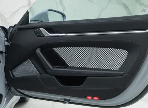 Porsche 911 SPORT CLASSIC (992) 28