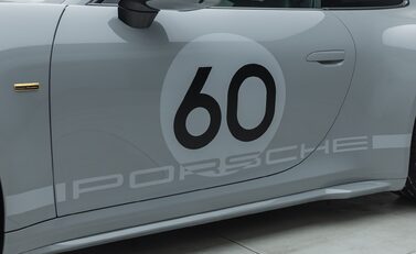 Porsche 911 SPORT CLASSIC (992) 39