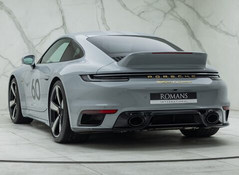 Porsche 911 SPORT CLASSIC (992) 10