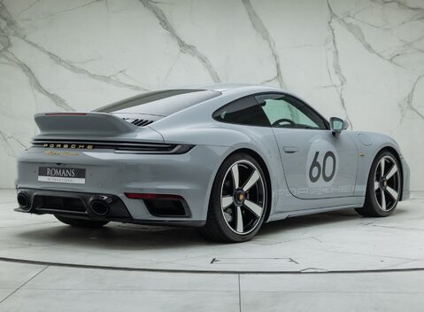 Porsche 911 SPORT CLASSIC (992) 6