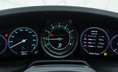 Porsche 911 SPORT CLASSIC (992) 19