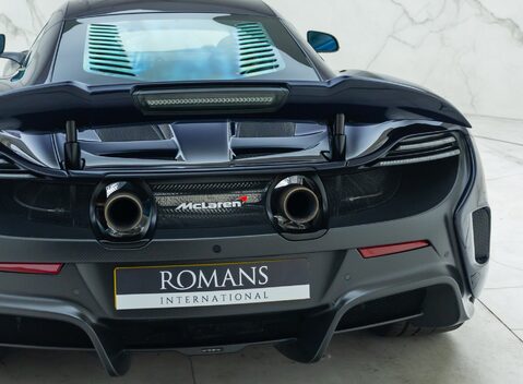 McLaren 675LT 32