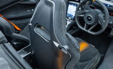 McLaren 765LT Spider 22