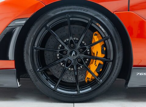 McLaren 765LT Spider 35