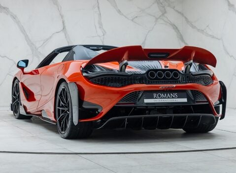 McLaren 765LT Spider 14