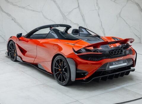 McLaren 765LT Spider 16