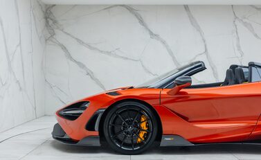 McLaren 765LT Spider 50