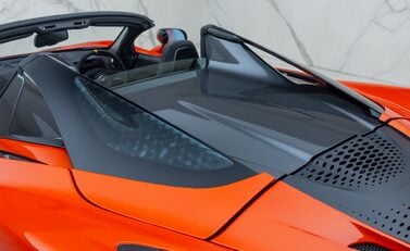 McLaren 765LT Spider 45