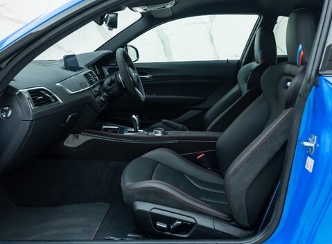 BMW M2 CS 17