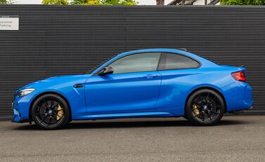 BMW M2 CS 3