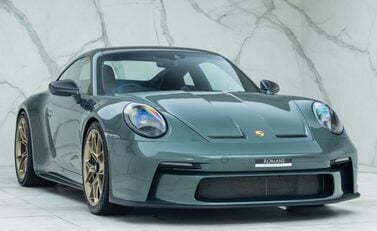 Porsche 911 GT3 TOURING (992) 6