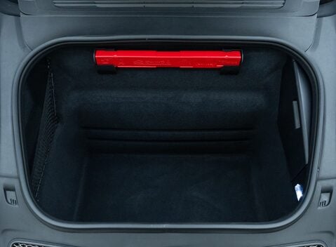 Porsche 911 GT3 TOURING (992) 36