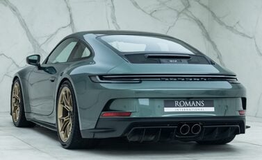 Porsche 911 GT3 TOURING (992) 7