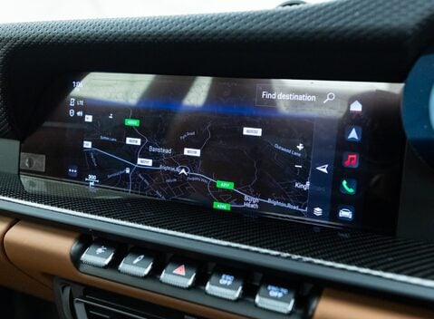 Porsche 911 GT3 TOURING (992) 15