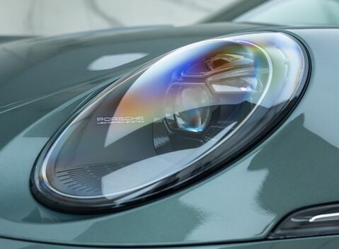 Porsche 911 GT3 TOURING (992) 26