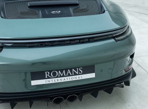 Porsche 911 GT3 TOURING (992) 25