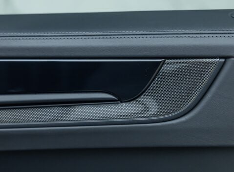 Porsche Cayenne TURBO E-HYBRID Coupe with GT Package 29