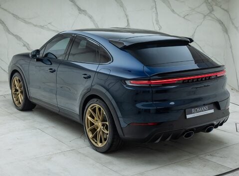 Porsche Cayenne TURBO E-HYBRID Coupe with GT Package 12