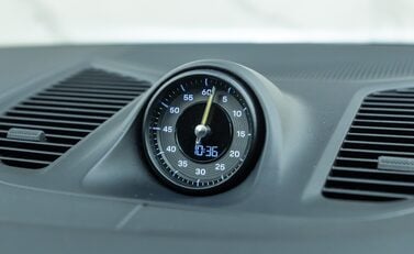 Porsche Cayenne TURBO E-HYBRID Coupe with GT Package 21