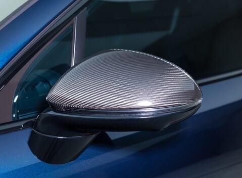 Porsche Cayenne TURBO E-HYBRID Coupe with GT Package 33