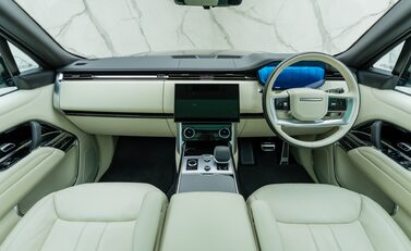 Land Rover Range Rover P400 AUTOBIOGRAPHY 20