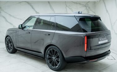 Land Rover Range Rover P400 AUTOBIOGRAPHY 12