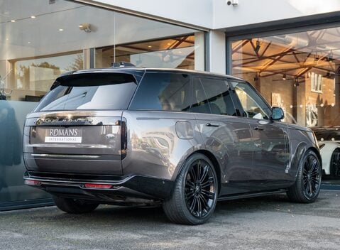 Land Rover Range Rover P400 AUTOBIOGRAPHY 4