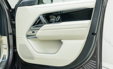 Land Rover Range Rover P400 AUTOBIOGRAPHY 28