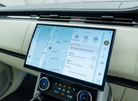 Land Rover Range Rover P400 AUTOBIOGRAPHY 22