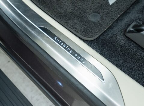 Land Rover Range Rover P400 AUTOBIOGRAPHY 27