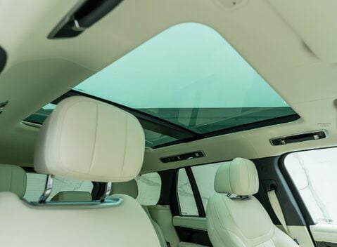 Land Rover Range Rover P400 AUTOBIOGRAPHY 15