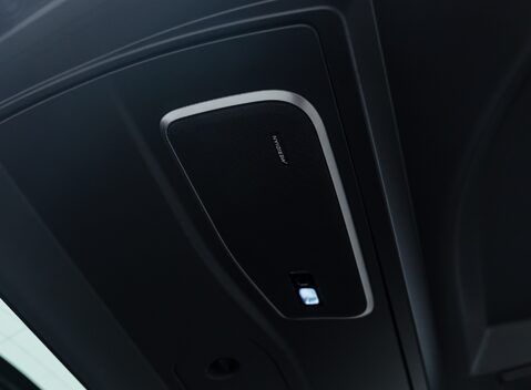 Land Rover Range Rover P530 SV 42