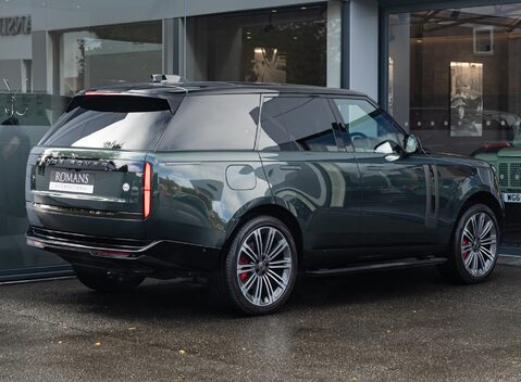 Land Rover Range Rover P530 SV 4