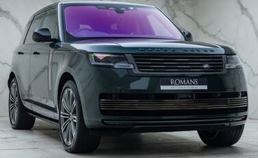 Land Rover Range Rover P530 SV 9