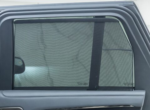 Land Rover Range Rover P530 SV 31