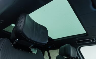 Land Rover Range Rover P530 SV 16