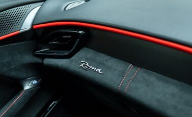 Ferrari Roma 21