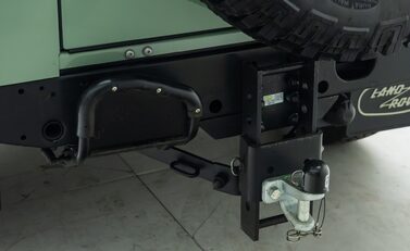 Land Rover Defender 110 HERITAGE 37