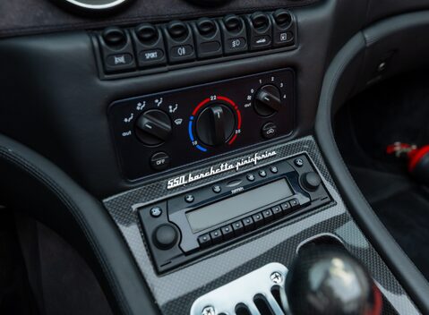 Ferrari 550 BARCHETTA Pininfarina 26