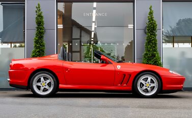 Ferrari 550 BARCHETTA Pininfarina 3