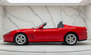 Ferrari 550 BARCHETTA Pininfarina 5
