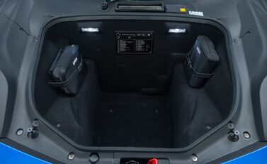 Ferrari 488 SPIDER 52