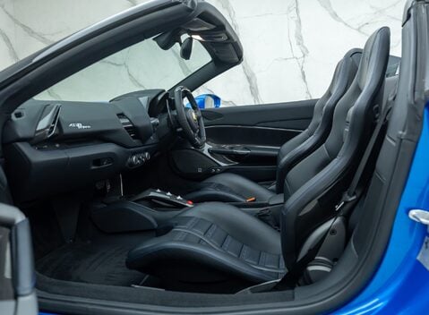 Ferrari 488 SPIDER 20