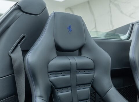 Ferrari 488 SPIDER 18