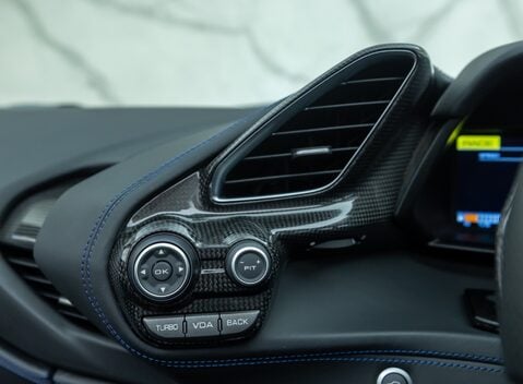 Ferrari 488 SPIDER 23